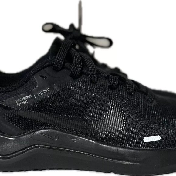 Nike Women’s Black/Smoked Grey Running Shoes 5.5 Size Downshifter 12 DD9294-0025 - Picture 5 of 8